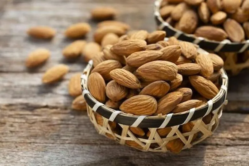 قیمت خرید بادام سنگی ایرانی + خواص، معایب و مزایا